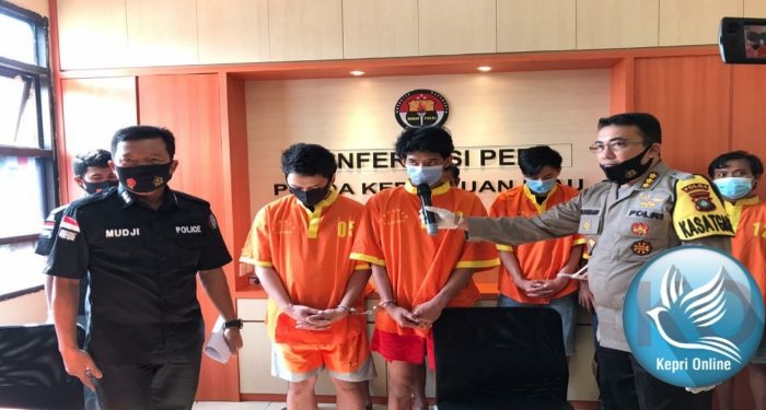 Oknum PNS Tanjungpinang Tertangkap Bawa Ekstasi 77 Butir