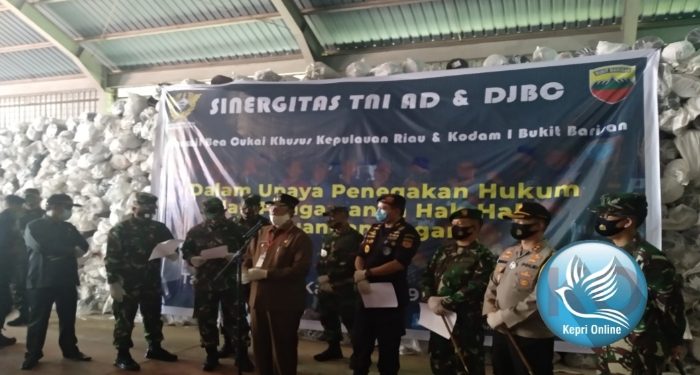 Gagalkan Penyeludupan Tekstil Rp 13,6 Miliar , Berkat Sinergi Bea Cukai dan TNI Angkatan Darat