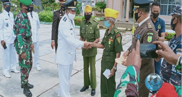 Ucapkan Terima kasih Kepada Pejuang,Unsur Pimpinan Kecamatan Moro Santuni Veteran