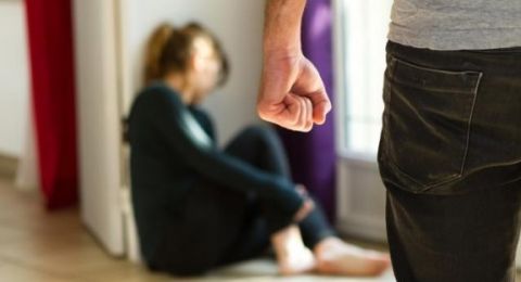 Setelah Dipukul, Ditendang, Diinjak-Injak, Istri di Pasuruan Gorok Suami