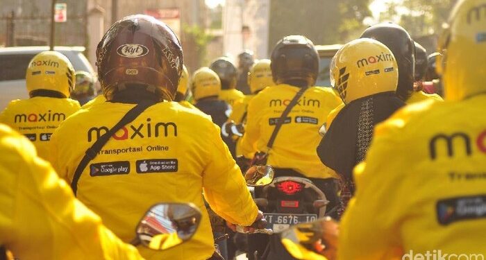 Pesaing Buka Suara soal Kabar Gojek & Grab Mau ‘Kawin’