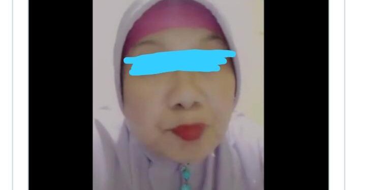 Soksok Emak-emak Yang Sebut Polisi Dajjal Karena Tangkap Habib Rizieq