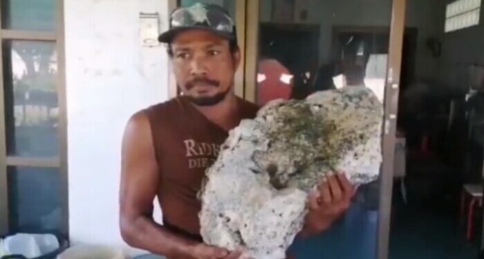 Nelayan Yang Jadi Miliarder Dari Muntahan Paus Seharga 45  Miliar