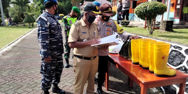 Pemerintah Kecamatan Singkep Barat bersama TNI – POLRI Gelar Apel Siaga Bencana