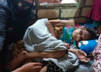 Kisah Nenek 80 Tahun yang Hidup Seorang Diri