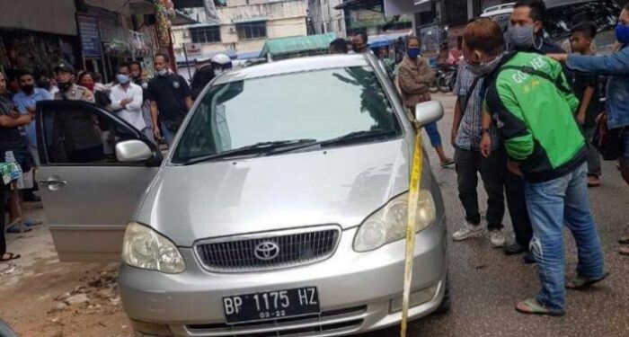 Pria yang Meninggal di Dalam Mobil di Tanjung Pantun Batam Pakai Kaca Mata dan Kemeja