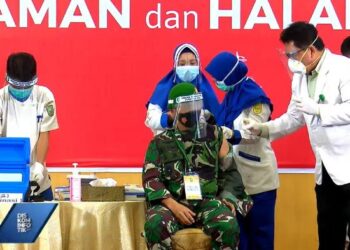 Penyuntikan Vaksin Corona di Riau Dimulai, Danrem Disuntik Pertama