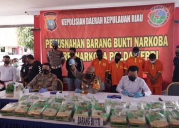 Wakapolda Kepri Pimpin Pemusnahan 47 Kg Narkotika Jenis Sabu
