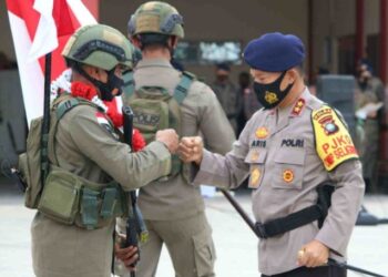 Sambut BKO Satbrimob Polda Kepri dari Papua, Kapolda Kepri: Ucapkan Terima Kasih atas Tugas dan pengabdian Dalam Membantu Masyarakat Memberikan Pelayanan dan Pengayoman