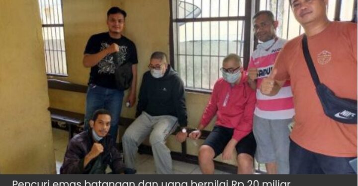 Dua Pencuri Emas Batangan dan Uang Bernilai Rp 20 Miliar Ditangkap