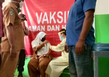 UPT Puskesmas Moro Targetkan 24 Orang Lakukan Vaksinasi di Hari Kedua