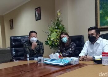 Air Mata Istri Maafkan Waka DPRD Sulut Usai Skandal Perselingkuhan