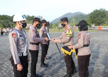 Terlibat Narkoba,Dua Anggota Polres Lingga di Berhentikan Secara Tidak Hormat