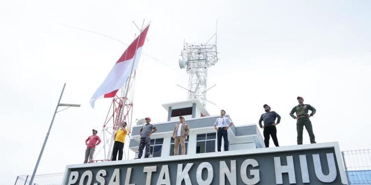 Kunjungan Kerja Sekretaris Daerah Bersama Danlanal TBK di Pulau Takong Hiu
