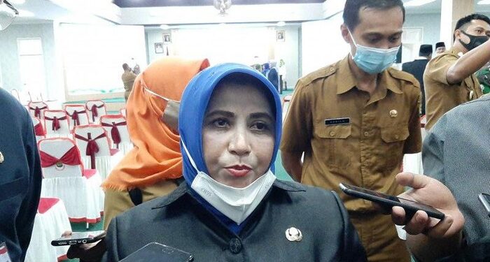 Walkot Tanjungpinang Polisikan Akun FB soal Larangan Badut di Lampu Merah