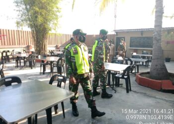 Personil Koramil 01, Balai Laksanakan Patroli Gaktib Sosialisasi dan Pengawasan Penerapan Disiplin Protokol Kesehatan Covid-19 di Wilayah Kabupaten Karimun