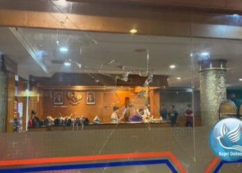 Polisi Tangkap Pelaku Pengerusakan Kaca Depan Hotel Satria