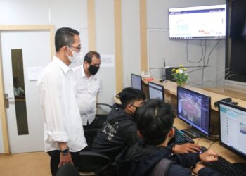 CCTv Kominfo Batam Rekam Oknum Sengaja Matikan PJU Sei Ladi