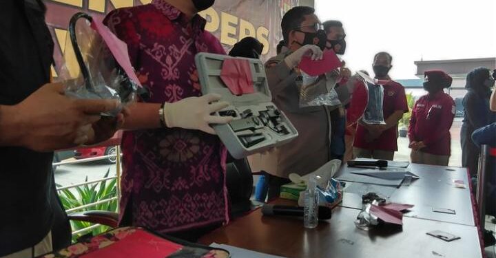 Heboh Sejoli Buat Puluhan Video Mesum dan Unggah ke Situs Porno Dunia