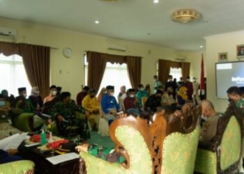 Tekan Penyebaran Covid 19, Bupati Lingga adakan Rapat bersama Forkopimda