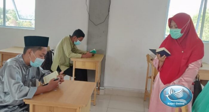 Raih Berkah Ramadan, SMAN 5 Karimun Gelar Pesantren Kilat 