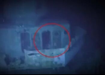 77 Tahun Hilang Ternyata Kapal Perang Amerika Ada Dalam Jurang Bumi