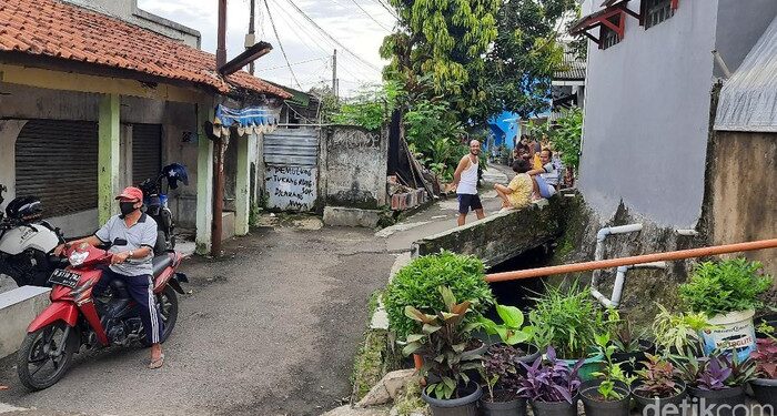 Tetangga Cerita Zakiah Aini Dibanggakan Orang Tua