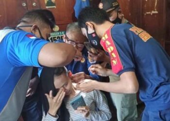 Kisah Anggota Damkar Berjibaku Lepaskan Anting Wanita Muda