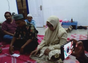 Kenal 26 Hari, Pemuda 28 Tahun Mantap Nikahi Perempuan 53 Tahun: Dia Hadiah Ulang Tahun Terindah