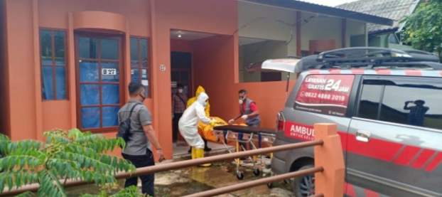 Geger, Warga Plamo Garden Temukan Mayat Kakek Umur 80 Tahun di Dalam Rumah