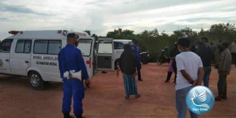Cegah Covid 19 Satpolair Polres Karimun Lakukan Penyekatan Jalur Masuk dari Pantai Grace Marine Karimun