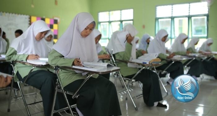 Ratusan Siswa Daftar Program Kelas Beasiswa PT Timah di SMAN 1, 63 Siswa Dinyatakan Lolos Seleksi Administrasi