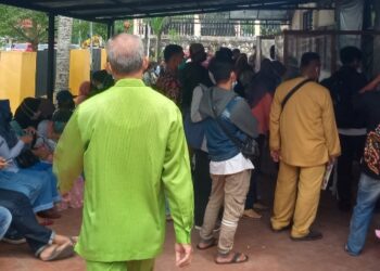 Disdukcapil Kota Batam Abaikan Prokes, Walikota Batam Diminta Ingatkan Kadisdukcapil Prokes yang Ketat