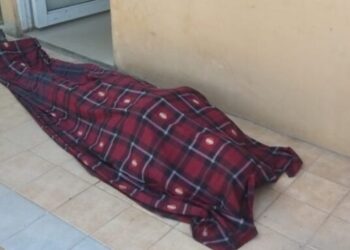 Seorang Pria Mr X Ditemukan Meninggal di Pos Security Perumahan Valancia Batam Kota