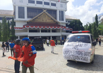 Jenazah Pedagang Pasar Induk Jodoh Diarak ke Kantor Pemko Batam