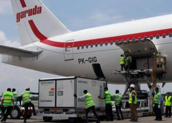 Pendapatan Garuda Jeblok 54 Persen, Kerugian Capai Rp 5,5 Triliun