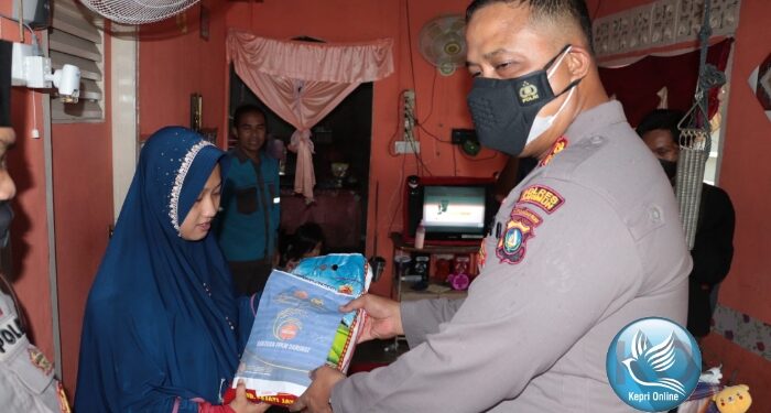 Ditengah Pandemi Covid 19 Kapolres Karimun Bantu Bayi Jantung Bocor