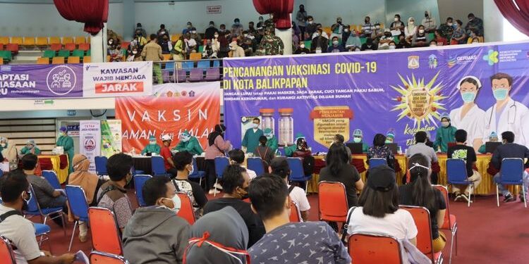 Sejumlah Daerah Kekurangan Stok Vaksin Covid-19, Satgas: Prioritas untuk yang Rentan