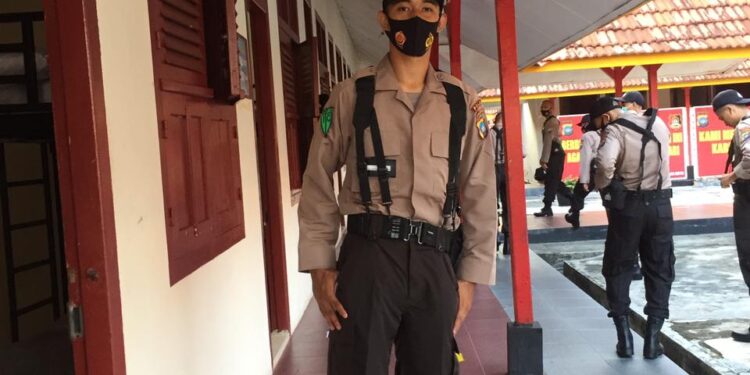 Anak Loper Lulus Tes Menjadi Anak Bintara