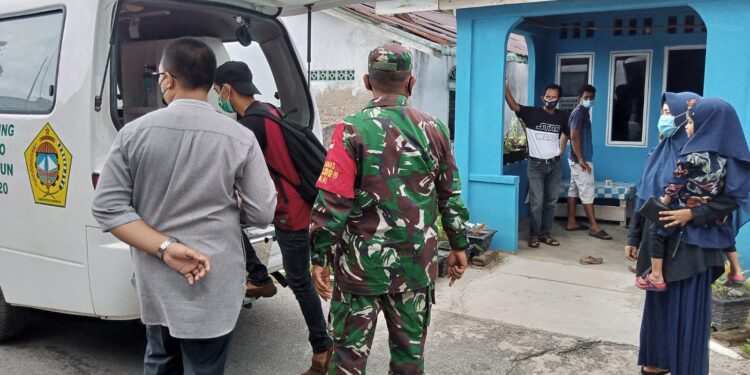 Fakta Lapangan Tidak Semudah Balikan Telapak Tangan Berikan Edukasi Bahaya Covid-19 di Kecamatan Moro