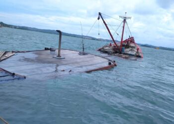 Dua Orang Hilang Dalam Kecelakaan Kapal di Batam