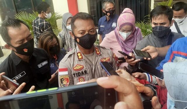 Pengeroyok Ketua DPRD Bintan Diancam 5 Tahun Penjara, Satu Tersangka Ternyata Warga Tembeling
