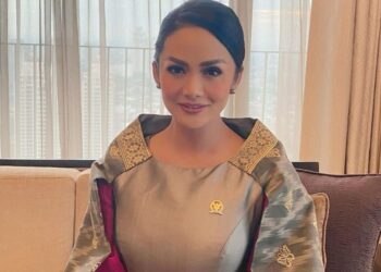 Krisdayanti Blak-blakan soal Gaji di DPR, Sebulan Dapat Ratusan Juta
