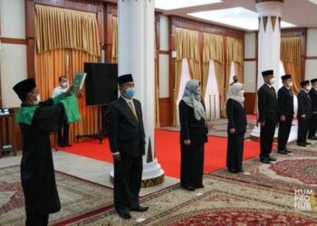 Gubernur Kepri Lantik 6 Pejabat Eselon II di Lingkungannya