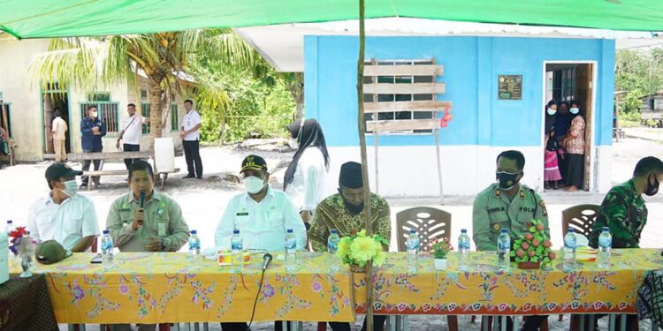 Bupati Karimun Berencana Penuhi Permintaan Masyarakat Dalam Kunker di Kecamatan Moro
