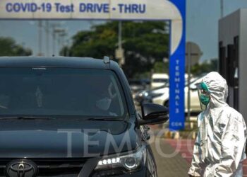 Jokowi Minta Harga PCR Rp 300 Ribu! Ini Alasannya