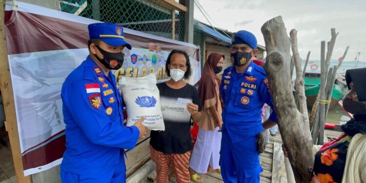 Warga Selat Beliah ! Apresiasi Vaksin Presisi Nasi Kapau Polres Karimun