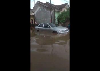 Viral Video Banjir Di Perumahan Legenda Malaka dan Legenda Bali Batam Centre