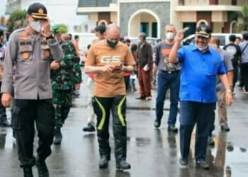 Sepeda Motor Dorprize Untuk Peserta Vaksinasi Di Halaman Kantor Bupati Pasaman