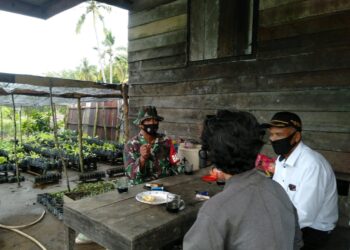 Babinsa Koramil 02 Moro aktif lakukan Komsos masa Pandemi